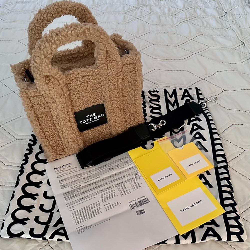 Marc Jacobs The Teddy Mini Tote Bag